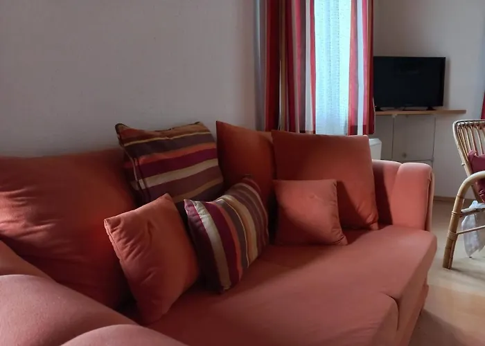 迪莱克特湖畔公寓 * 格伦德尔湖