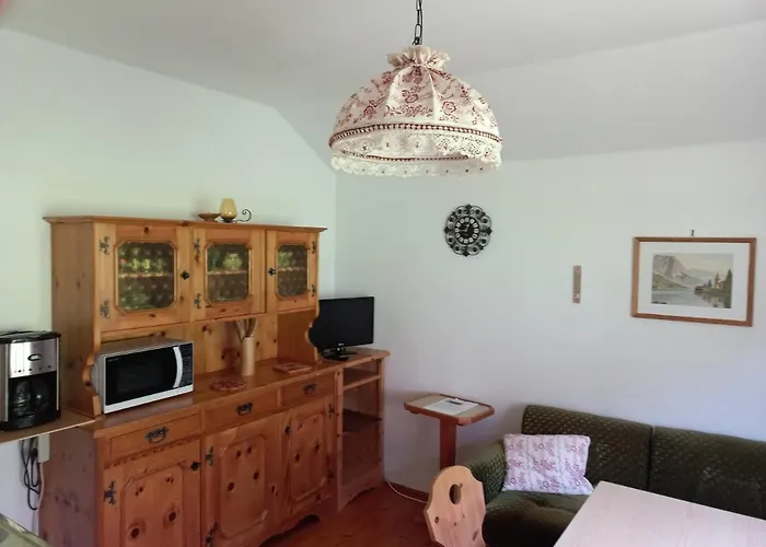 迪莱克特湖畔公寓 公寓 *