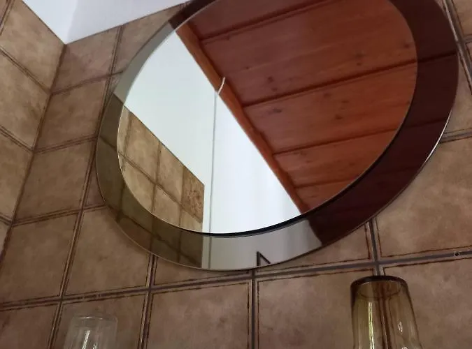 迪莱克特湖畔公寓 公寓 *