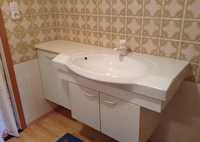 迪莱克特湖畔公寓 格伦德尔湖