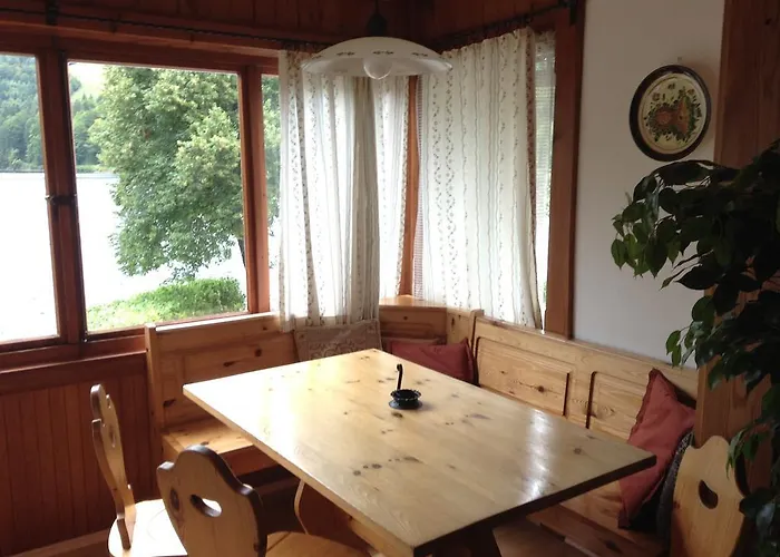 公寓 迪莱克特湖畔公寓